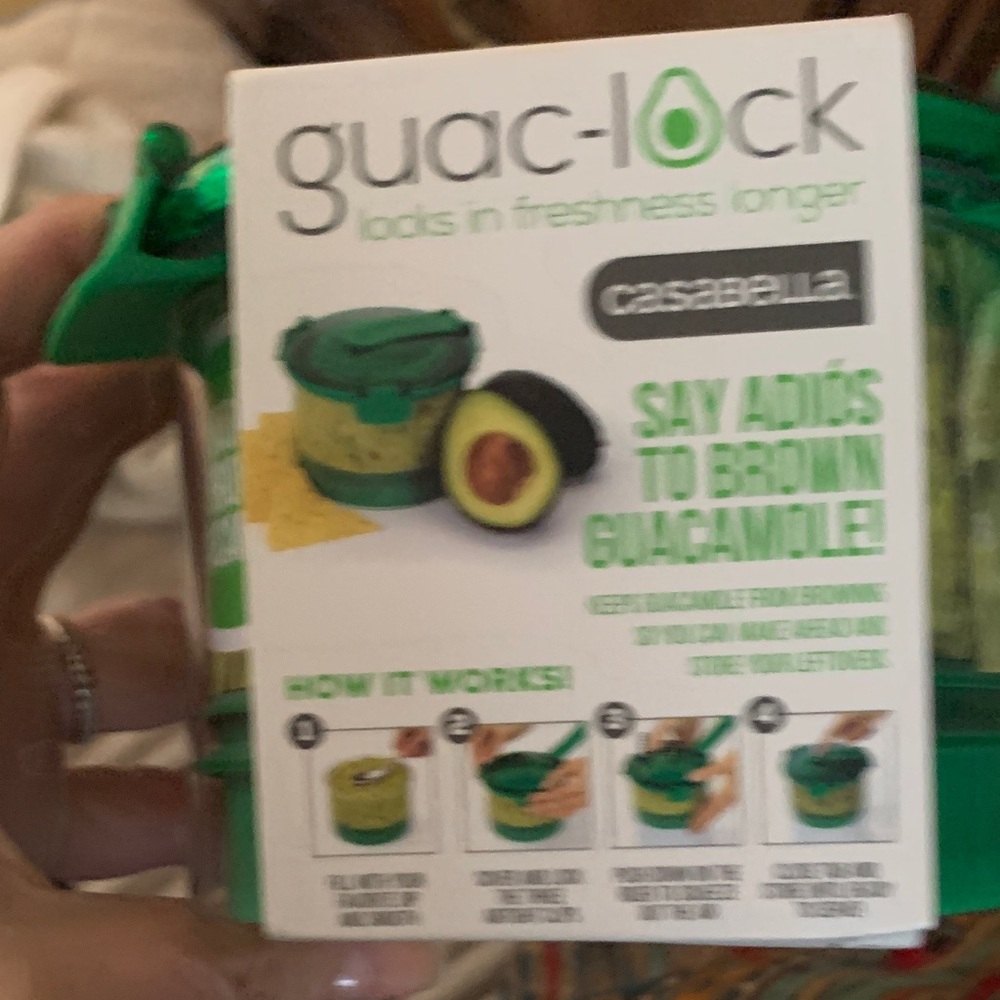 Guac-Lock Green Food Storage Container - Picture 2 of 5